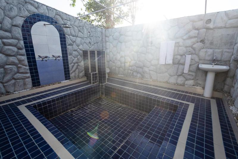 วี รีสอร์ต อัปวาน กลครห์ Hotel Kalagarh ภายนอก รูปภาพ